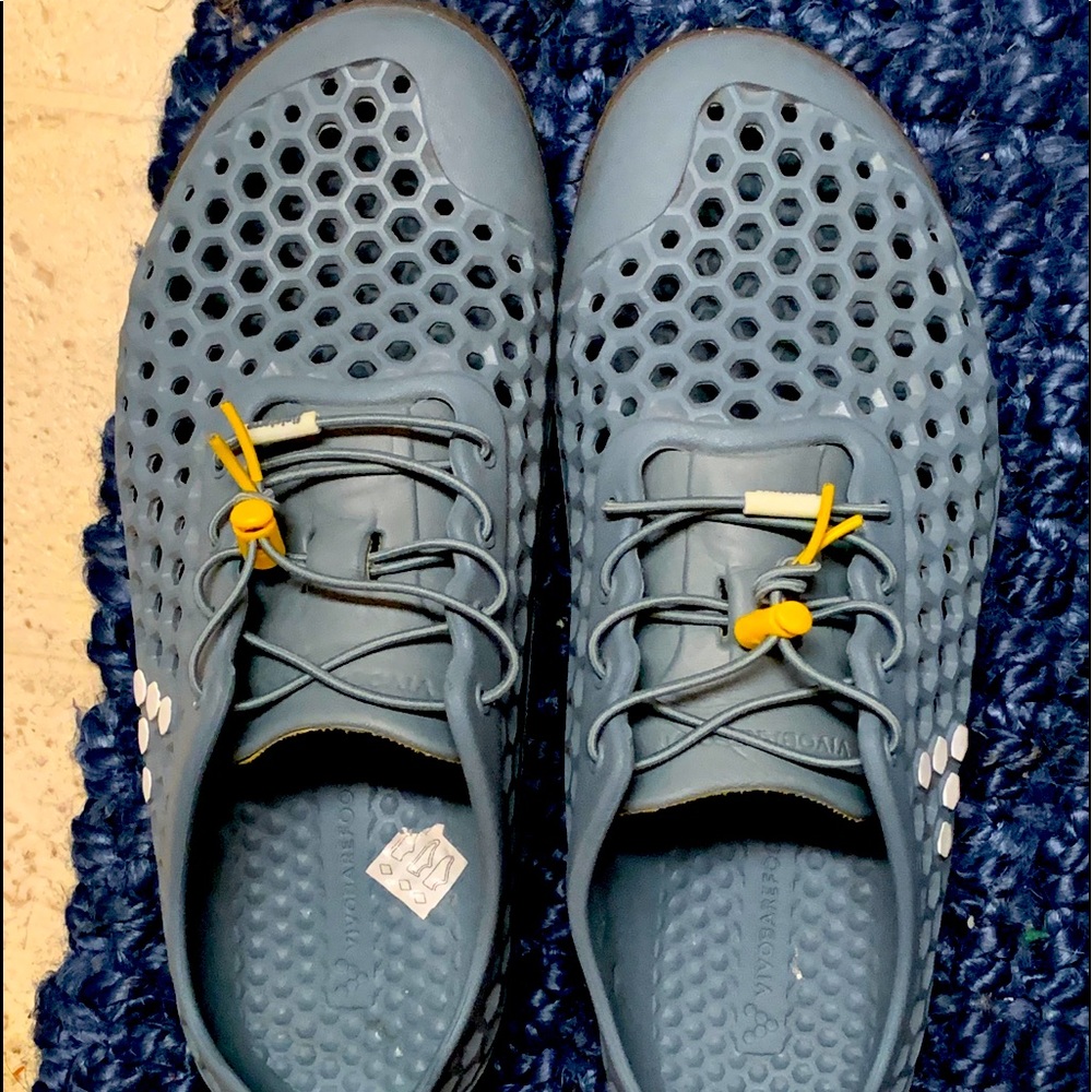 Vivobarefoot water shoes 11/43